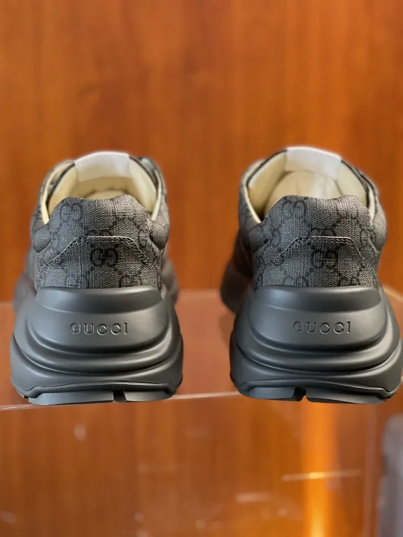 Gucci Shoe 